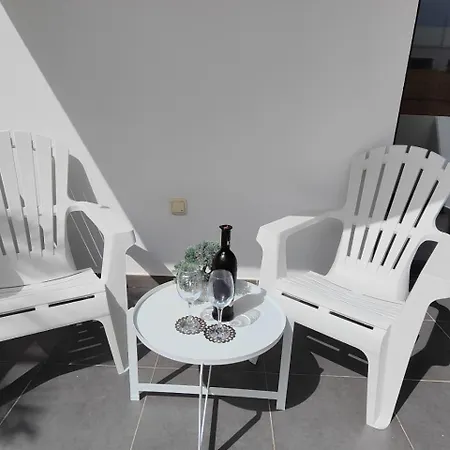 Marta & Lorenzo Apartment. Fuerteventura La Oliva